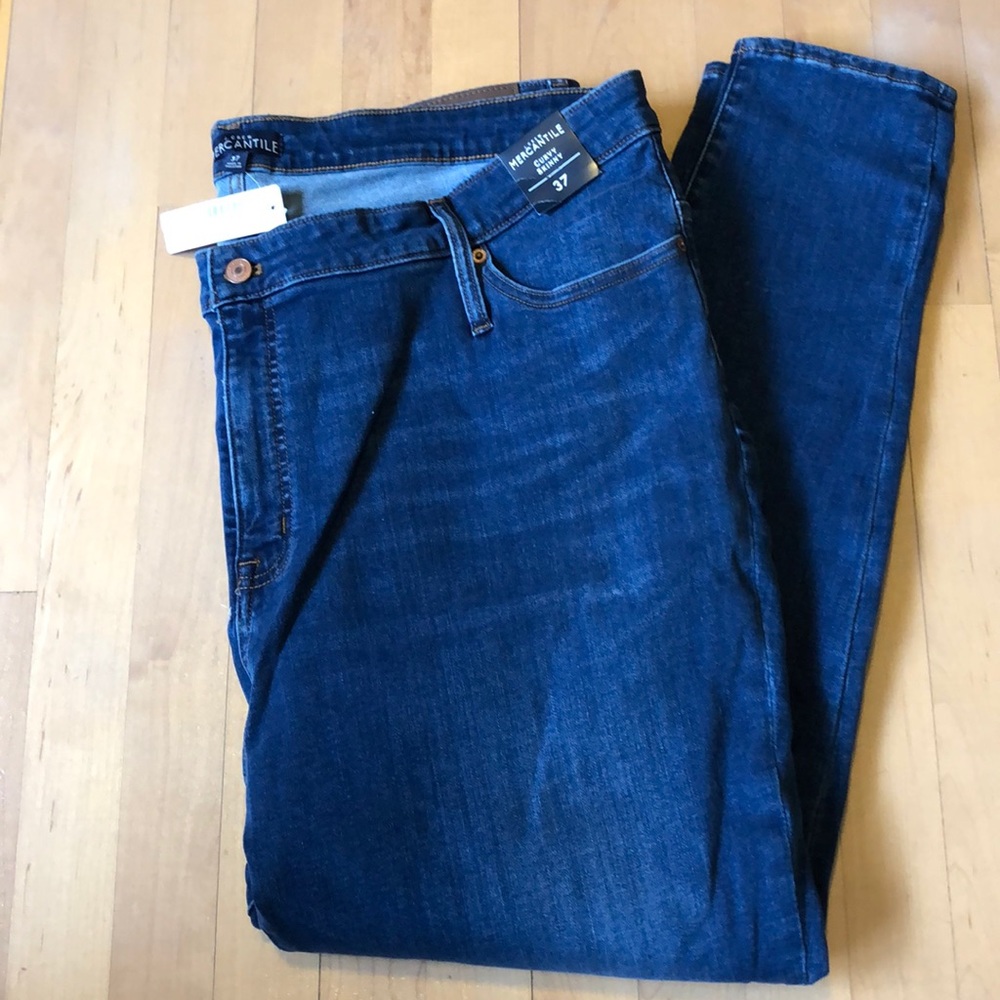 NWT J. Crew Factory plus size jeans. Size 37.